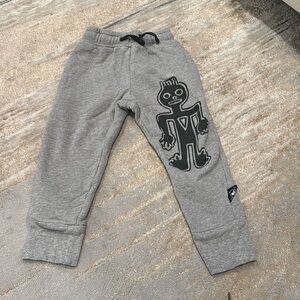 Nununu size 2-3 grey joggers. Excellent condition